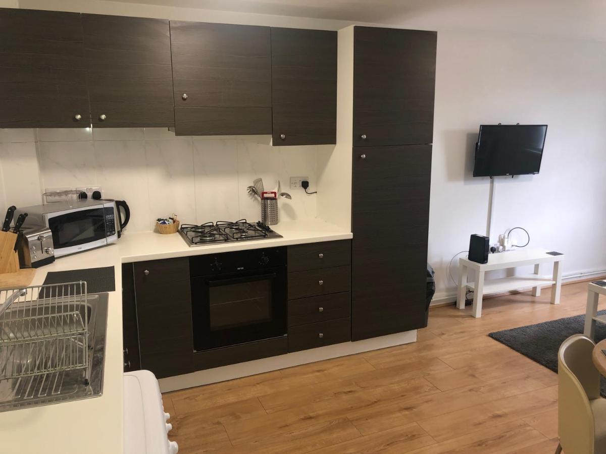 2 Bedroom Large First Floor Apartment With Free Parking Лафборо Екстер'єр фото
